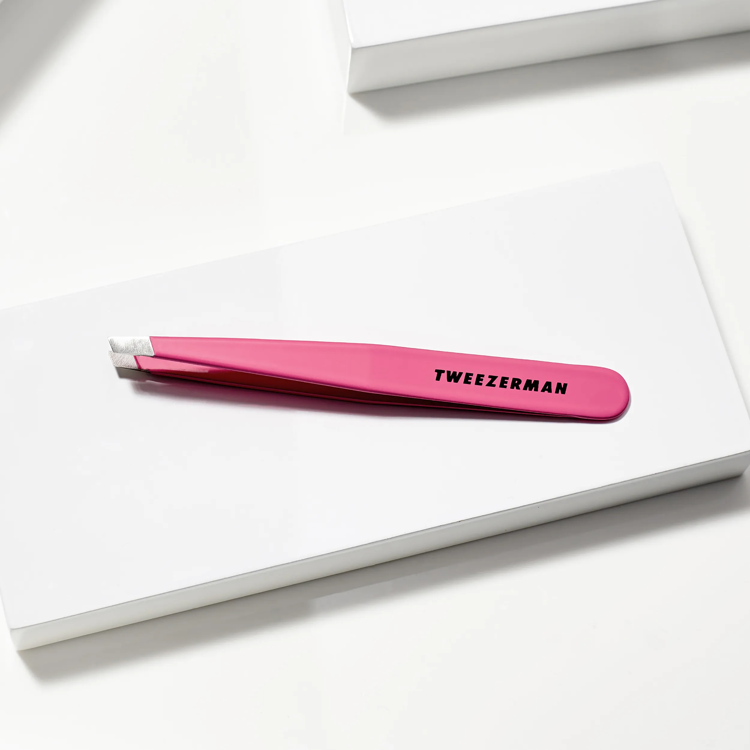 Tweezerman Slant Tweezer Pretty In Pink Cımbız - Görsel 3